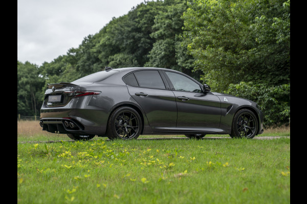 Alfa Romeo Giulia 2.9 V6 Quadrifoglio MY25 | Facelift | Carbon dak | Carbon stoelen | Akrapovic | Harman/Kardon