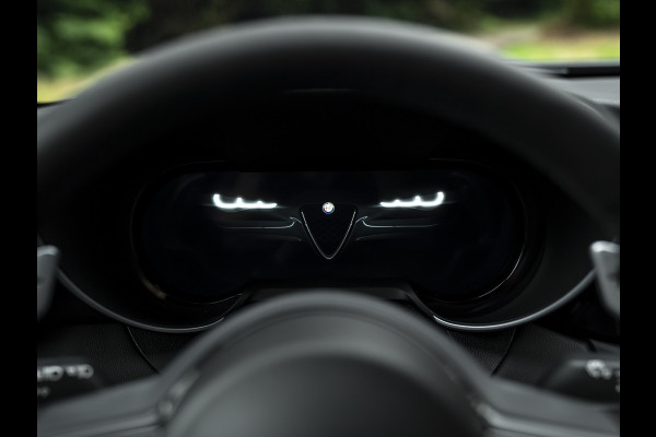 Alfa Romeo Giulia 2.9 V6 Quadrifoglio MY25 | Facelift | Carbon dak | Carbon stoelen | Akrapovic | Harman/Kardon