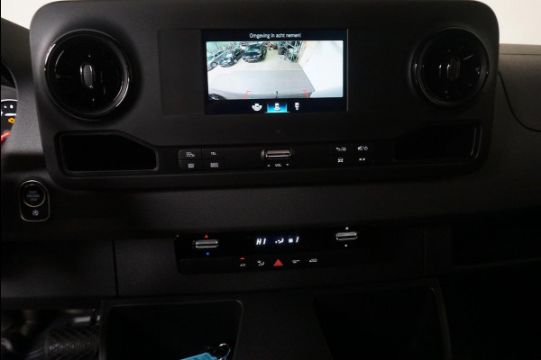 Mercedes-Benz Sprinter 211 1.9 CDI L2H2 FWD Automaat 9-G tronic Airco Navi Camera Cruisecontrol 3Zits Electra pakket DAB
