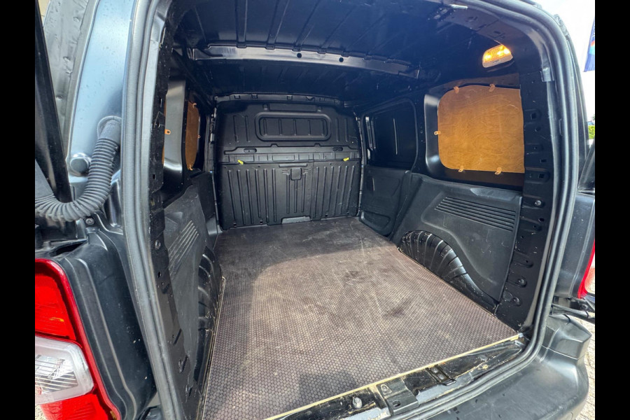 Toyota PROACE CITY 1.5 D4D Navigator 2021 AUT NAVI AIRCO BTW