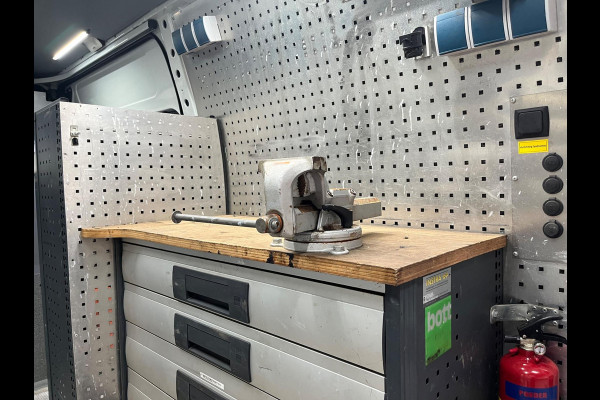 Renault Master Servicewagen T35 2.3 dCi 145pk euro6 L2H2 BOTT Inrichting, Victron omvormer, Standkachel, Trekhaak, RIJKLAARPRIJS!