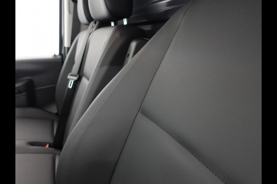 Mercedes-Benz Vito 114 CDI L2 Select Automaat Airco Cruise Control Trekhaak PDC Camera