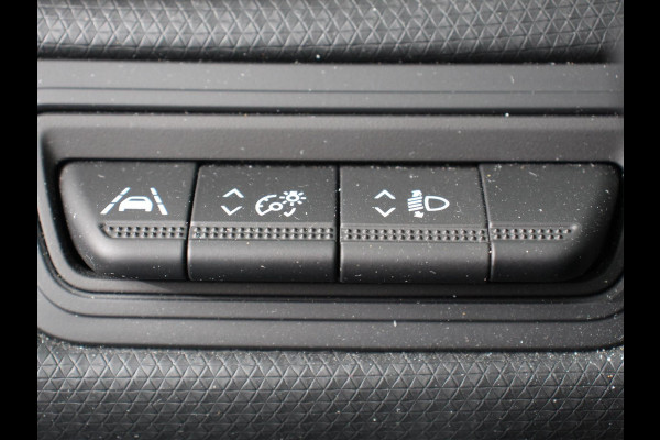 Renault Clio 1.6 E-Tech Hybrid 140pk Automaat Zen | Navigatie | Trekhaak | Airco | Cruise Control | Lichtmetalen Velgen