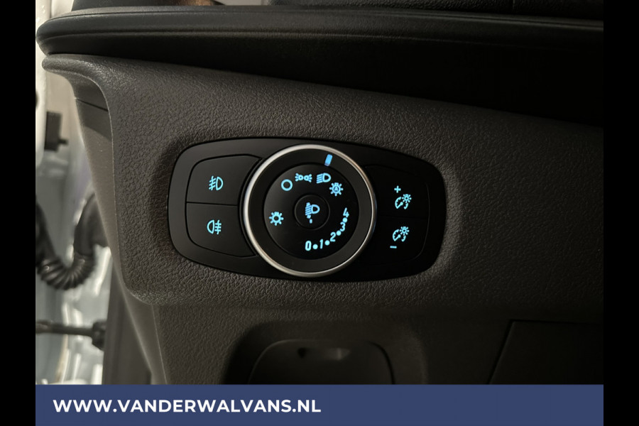 Ford Transit Custom 2.0 TDCI L2H1 Euro6 Airco | Camera | Navigatie | LED | Apple Carplay | Android Auto Cruisecontrol, Parkeersensoren, Stoelverwarming, Verwarmde voorruit, Bijrijdersbank, 2800kg Trekvermogen
