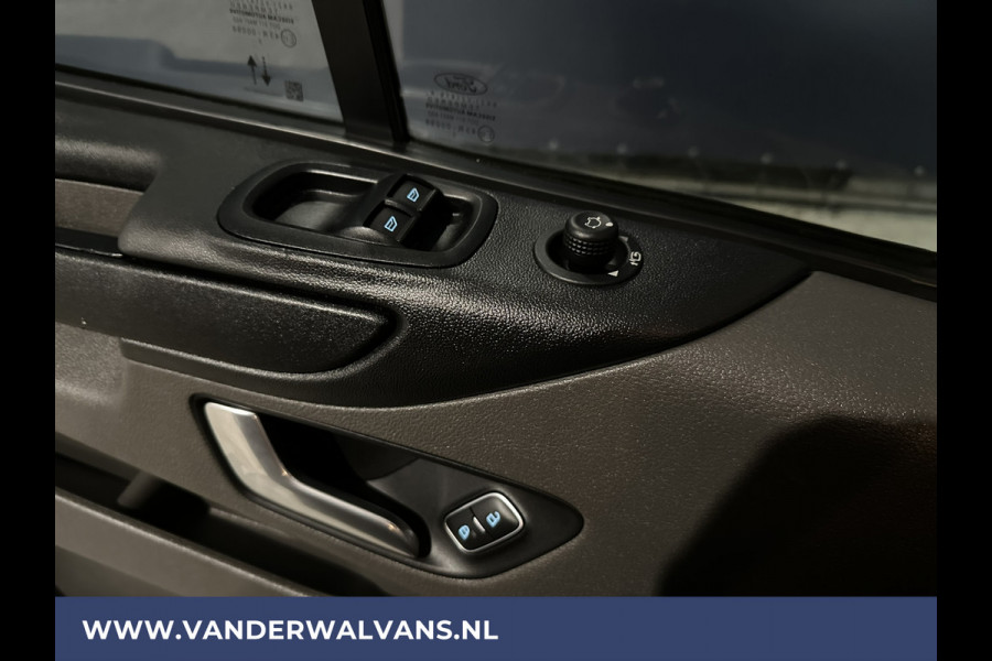 Ford Transit Custom 2.0 TDCI L2H1 Euro6 Airco | Camera | Navigatie | LED | Apple Carplay | Android Auto Cruisecontrol, Parkeersensoren, Stoelverwarming, Verwarmde voorruit, Bijrijdersbank, 2800kg Trekvermogen
