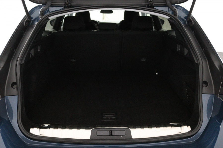 Peugeot 508 SW 1.2 PureTech Blue*AUTOM.*CAM*NAVI*ECC*CRUISE*TEL*