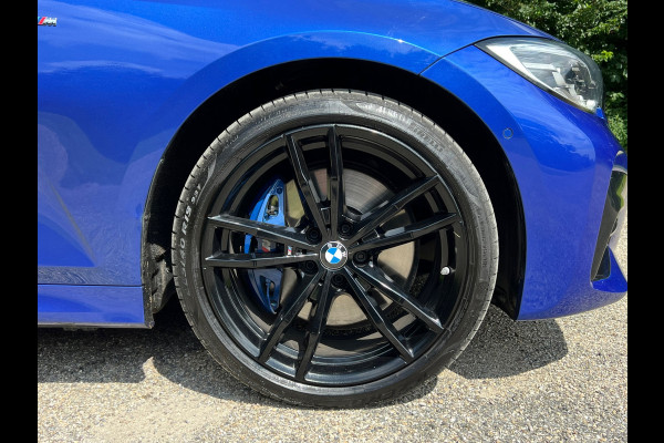 BMW 3-serie 330e High Executive | M Sport Automaat / Schuif-kanteldak / Sportstoelen / Adaptieve LED / M Adaptief onderstel