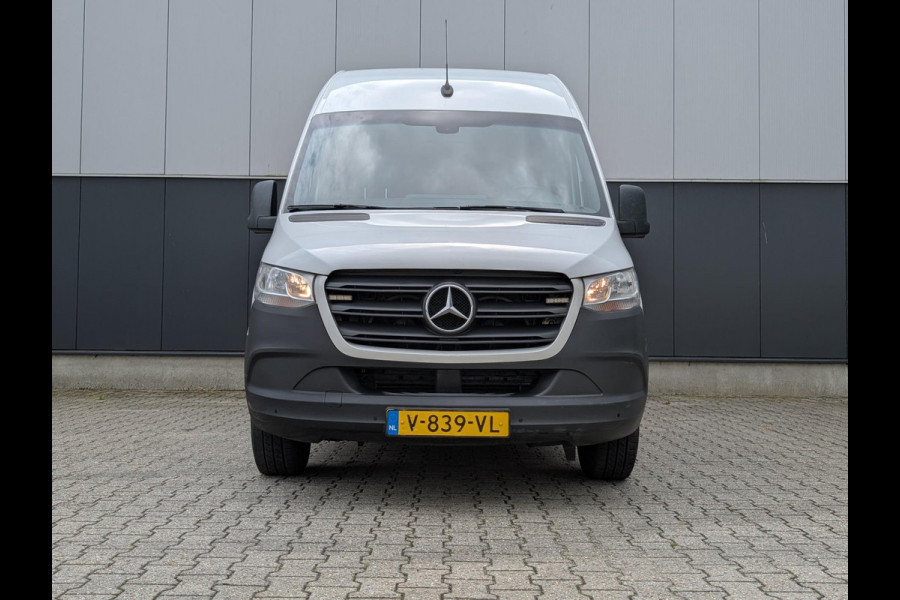 Mercedes-Benz Sprinter 316 160PK L2H2 3500KG TREKHAAK CRUISE CLIMATE M-BUX PARKEERSENSOREN CAMERA