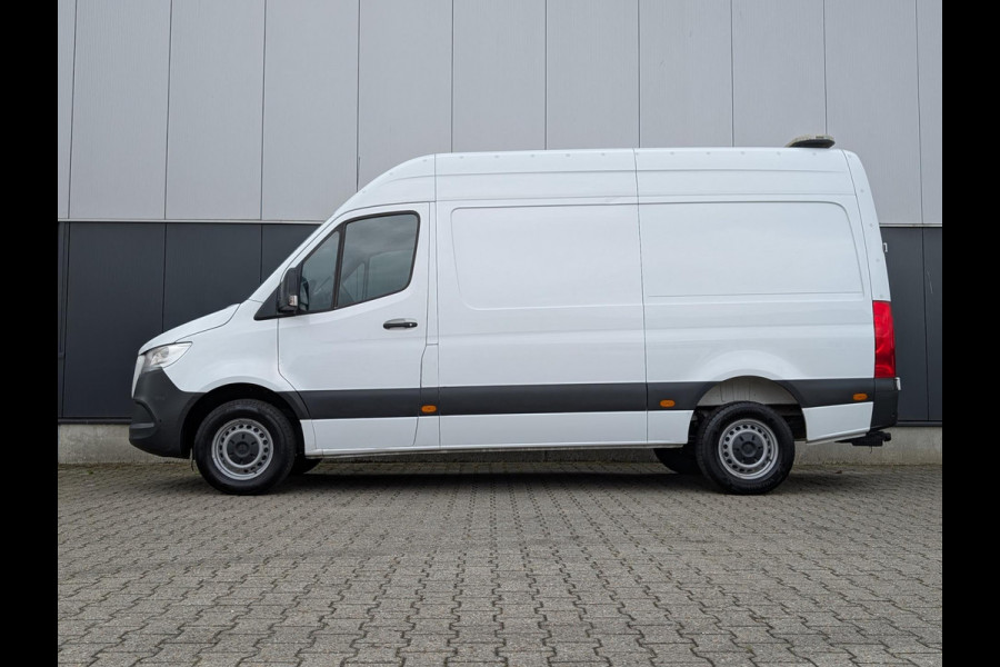 Mercedes-Benz Sprinter 316 160PK L2H2 3500KG TREKHAAK CRUISE CLIMATE M-BUX PARKEERSENSOREN CAMERA