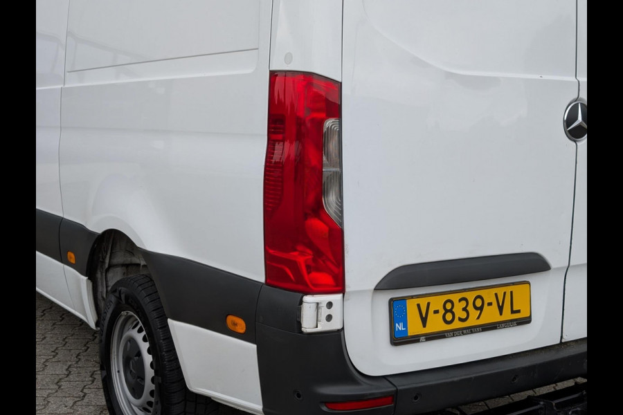 Mercedes-Benz Sprinter 316 160PK L2H2 3500KG TREKHAAK CRUISE CLIMATE M-BUX PARKEERSENSOREN CAMERA