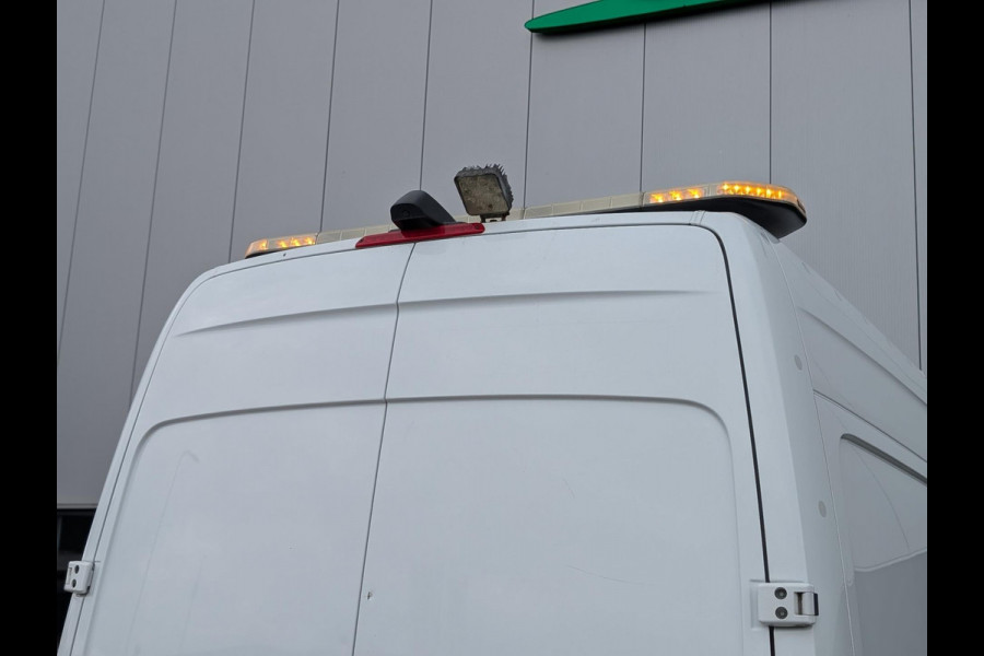 Mercedes-Benz Sprinter 316 160PK L2H2 3500KG TREKHAAK CRUISE CLIMATE M-BUX PARKEERSENSOREN CAMERA