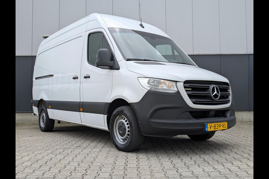 Mercedes-Benz Sprinter 316 160PK L2H2 3500KG TREKHAAK CRUISE CLIMATE M-BUX PARKEERSENSOREN CAMERA