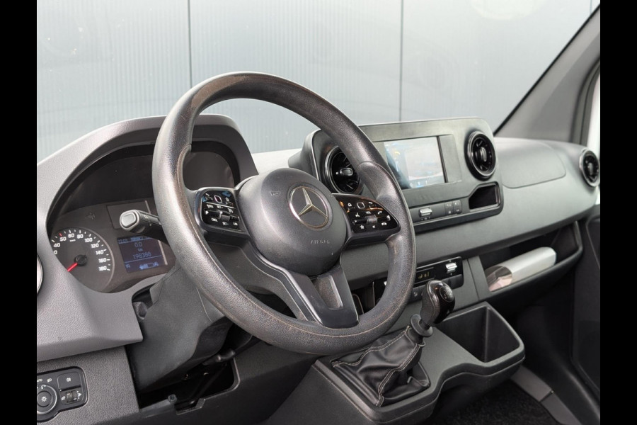 Mercedes-Benz Sprinter 316 160PK L2H2 3500KG TREKHAAK CRUISE CLIMATE M-BUX PARKEERSENSOREN CAMERA