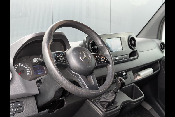 Mercedes-Benz Sprinter 316 160PK L2H2 3500KG TREKHAAK CRUISE CLIMATE M-BUX PARKEERSENSOREN CAMERA