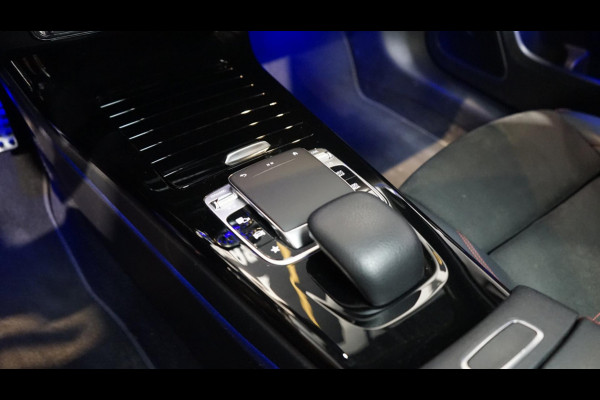 Mercedes-Benz A-Klasse A250 AMG 4MATIC 360CAMERA-AMBIANCE-BURMESTER-HEADUP-MULTIBEAM-PANORAMA