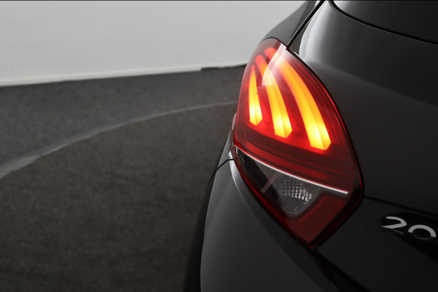 Peugeot 208 1.2 PureTech GT-line*CAMERA*CRUISE*ECC*CARPLAY*LM*