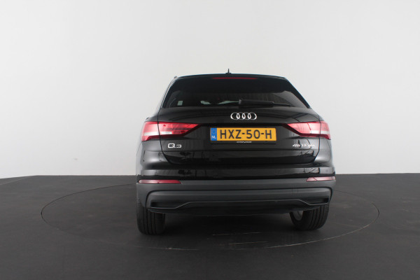 Audi Q3 45 TFSI e edition > 245pk/Leer/19inch/keyless/Stoelverwarming/Plug in-hybride...