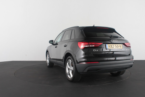 Audi Q3 45 TFSI e edition > 245pk/Leer/19inch/keyless/Stoelverwarming/Plug in-hybride...