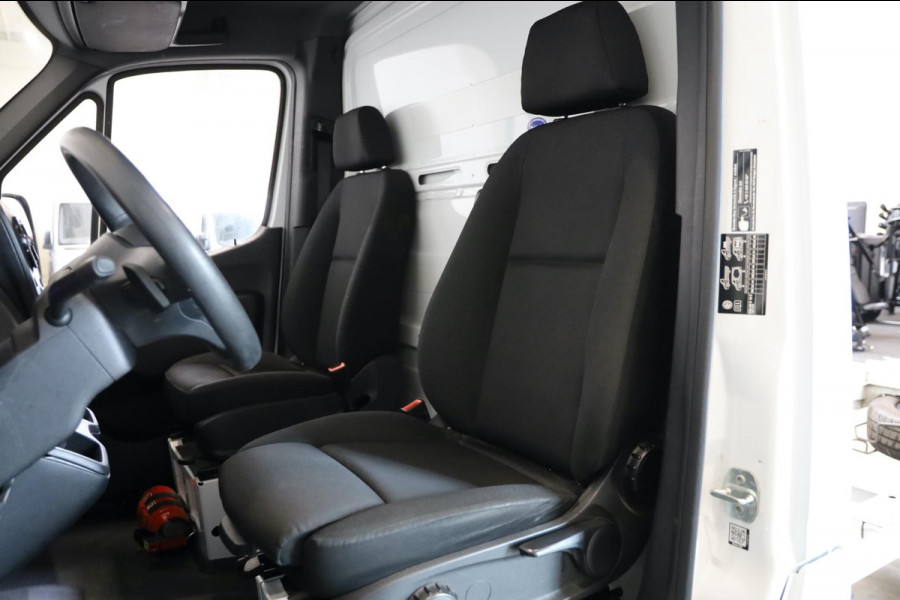 Mercedes-Benz Sprinter 374 CDI AUTOMAAT CHASSIS RWD PRO CLIMA/AIRCO NAVI MBUX LEASE v/a €177,- p.m. INRUIL MOGELIJK