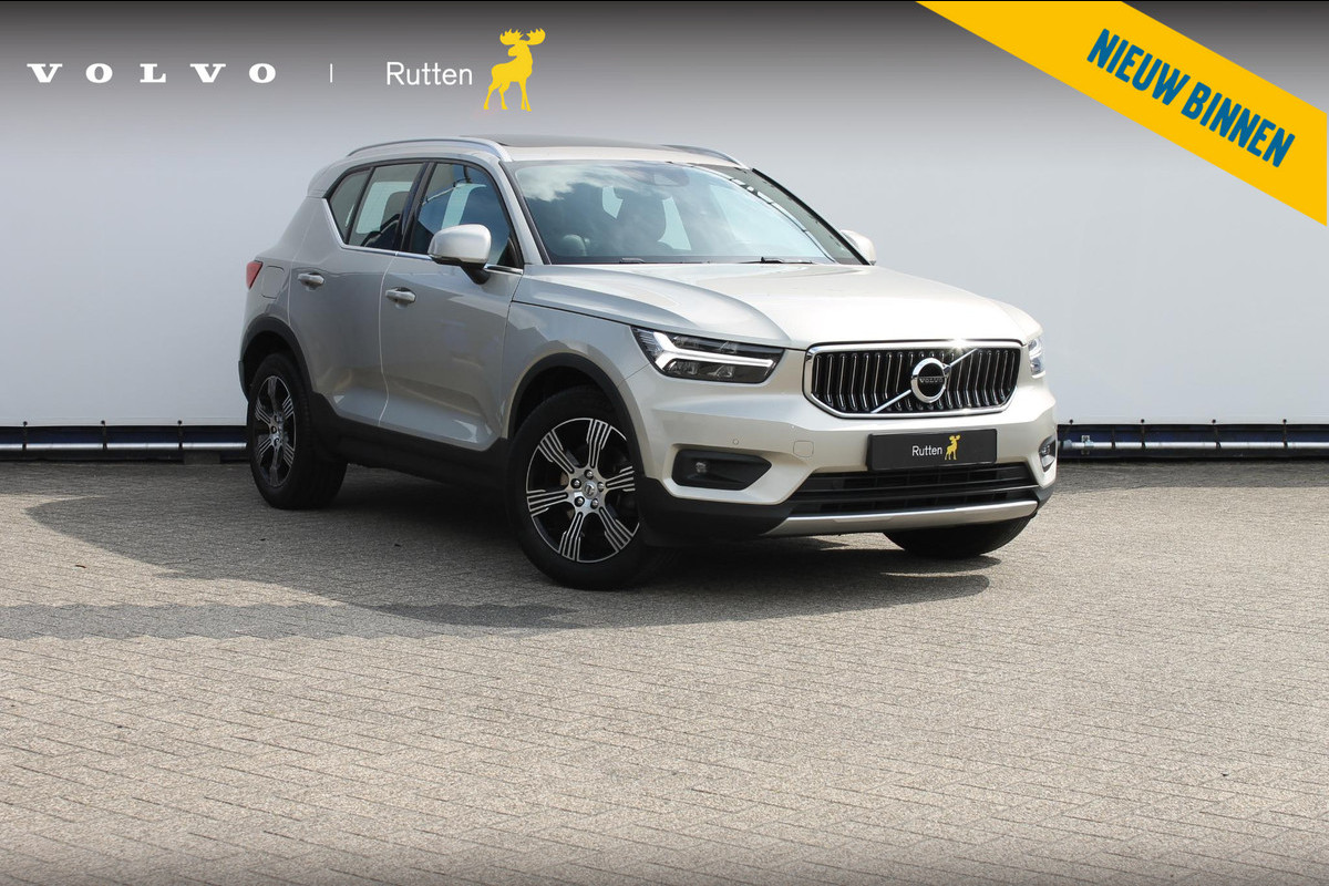 Volvo XC40 T4 190PK Automaat Inscription Panoramisch schuif-kanteldak / Stoelverwarming  / Cruise control / Lederen bekleding / Parkersensoren voor en achter met parkeercamera