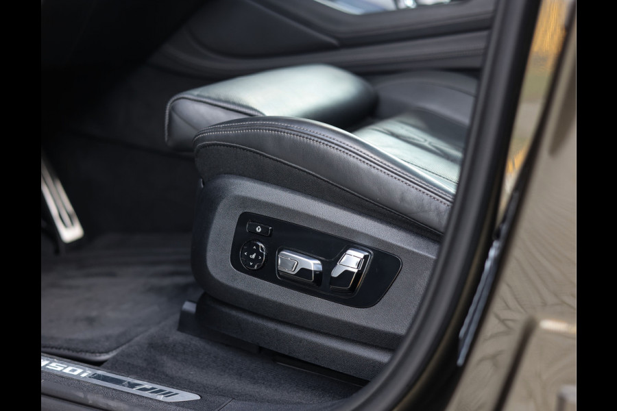 BMW X6 M50i High Executive | Manhattan - Sky - Iconic Glow - Vol leder