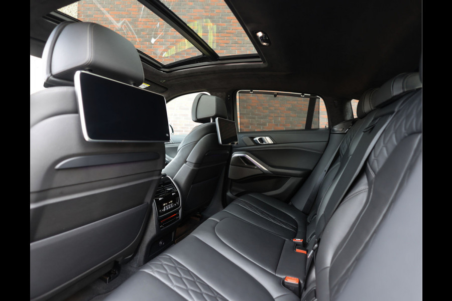 BMW X6 M50i High Executive | Manhattan - Sky - Iconic Glow - Vol leder