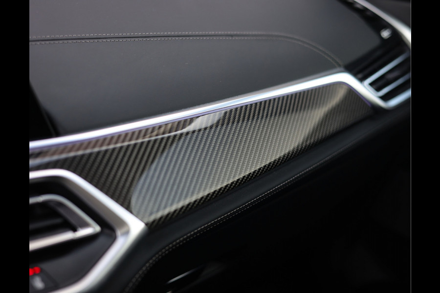 BMW X6 M50i High Executive | Manhattan - Sky - Iconic Glow - Vol leder
