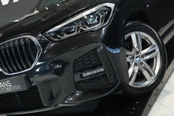 BMW X1 SDrive18i M Sport / PANODAK / HUD / KEYLESS / CAMERA / LED