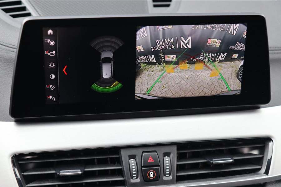 BMW X1 SDrive18i M Sport / PANODAK / HUD / KEYLESS / CAMERA / LED