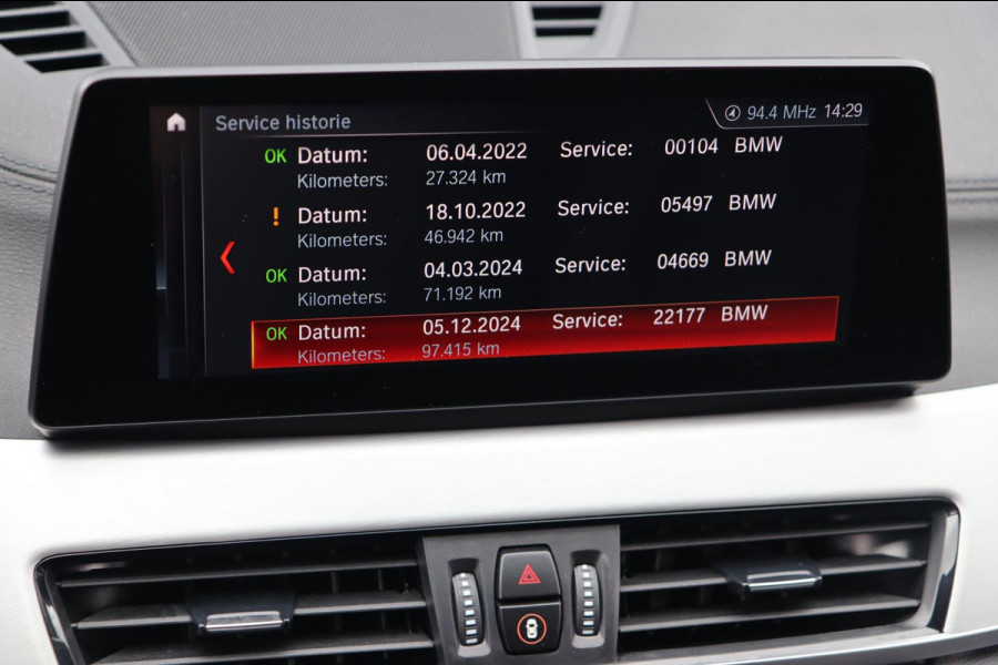 BMW X1 SDrive18i M Sport / PANODAK / HUD / KEYLESS / CAMERA / LED