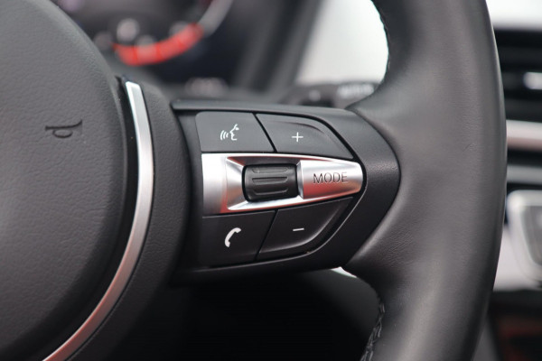 BMW X1 SDrive18i M Sport / PANODAK / HUD / KEYLESS / CAMERA / LED