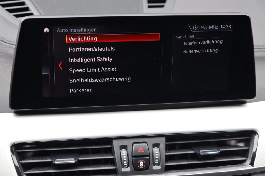 BMW X1 SDrive18i M Sport / PANODAK / HUD / KEYLESS / CAMERA / LED