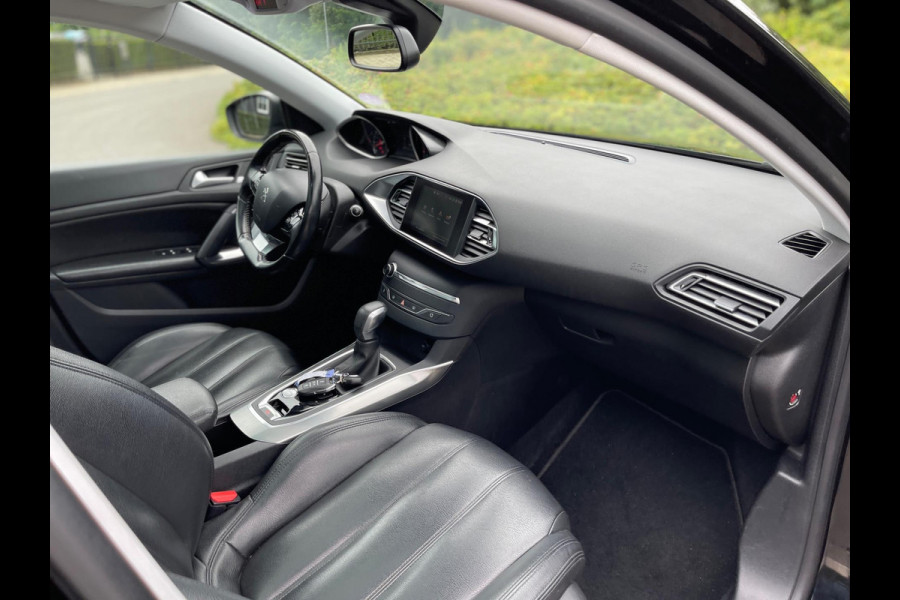Peugeot 308 SW 1.2 PureTech Blue Lease Premium AUTOMAAT LEER PANODAK NAVI CAMERA