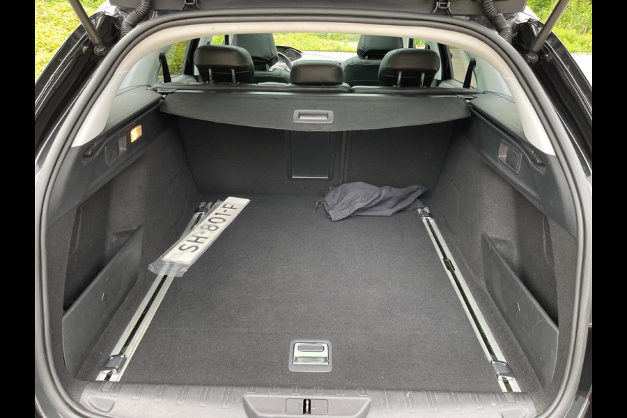 Peugeot 308 SW 1.2 PureTech Blue Lease Premium AUTOMAAT LEER PANODAK NAVI CAMERA