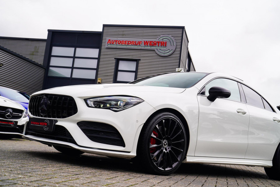 Mercedes-Benz CLA-Klasse 220 Premium Plus | Pano | Achterruitrijcamera | Sfeerverlichting