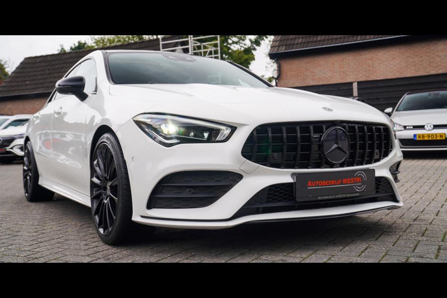 Mercedes-Benz CLA-Klasse 220 Premium Plus | Pano | Achterruitrijcamera | Sfeerverlichting