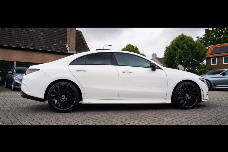 Mercedes-Benz CLA-Klasse 220 Premium Plus | Pano | Achterruitrijcamera | Sfeerverlichting
