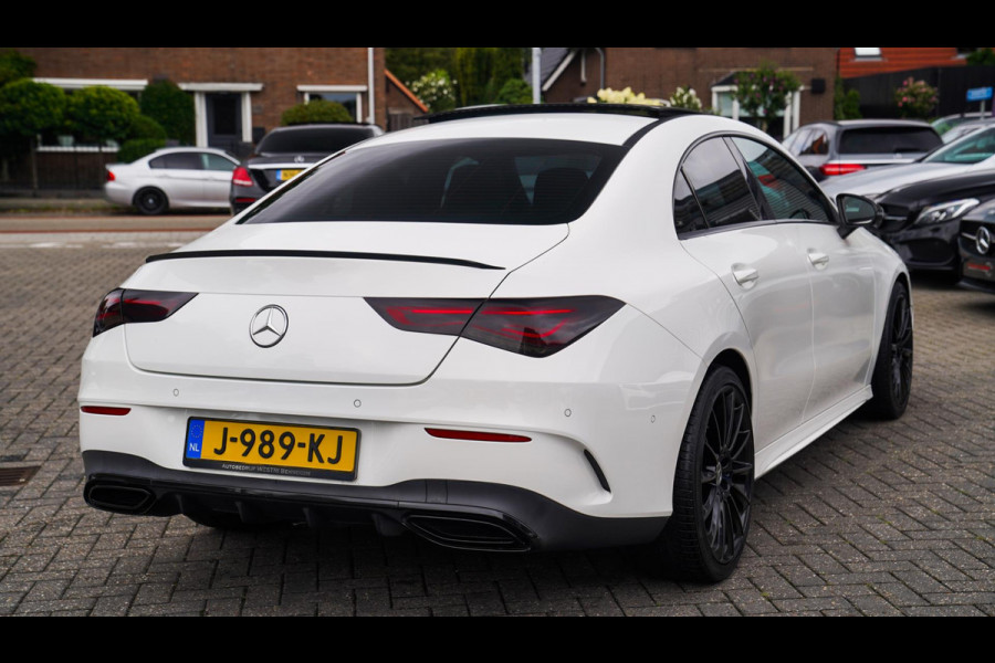Mercedes-Benz CLA-Klasse 220 Premium Plus | Pano | Achterruitrijcamera | Sfeerverlichting