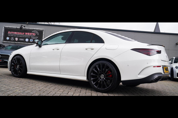 Mercedes-Benz CLA-Klasse 220 Premium Plus | Pano | Achterruitrijcamera | Sfeerverlichting