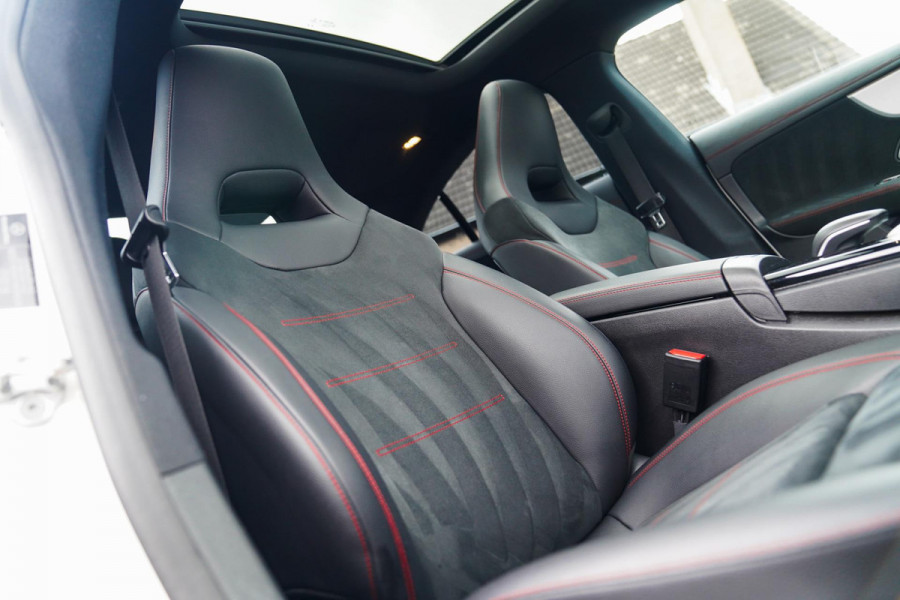 Mercedes-Benz CLA-Klasse 220 Premium Plus | Pano | Achterruitrijcamera | Sfeerverlichting