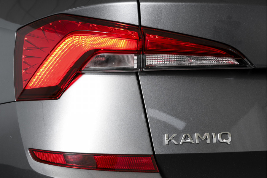 Škoda Kamiq 1.0 TSI 110 PK Ambition - DSG Automaat | Cruise | Stoelverw. | Camera+PDC | App.Connect | Auto.Airco | LM 16" | 4259