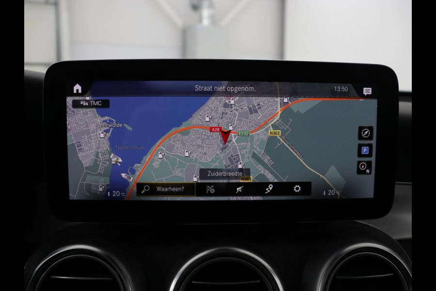 Mercedes-Benz GLC Coupé 300e 4Matic Business Solution AMG | Panoramadak | 360 Camera | Burmester Surround | Stoelverwarming | Trekhaak | Carplay | Matrix LED | Keyless | Leder/Alcantara