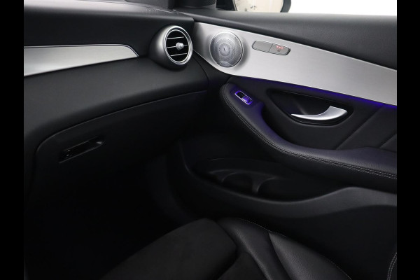 Mercedes-Benz GLC Coupé 300e 4Matic Business Solution AMG | Panoramadak | 360 Camera | Burmester Surround | Stoelverwarming | Trekhaak | Carplay | Matrix LED | Keyless | Leder/Alcantara