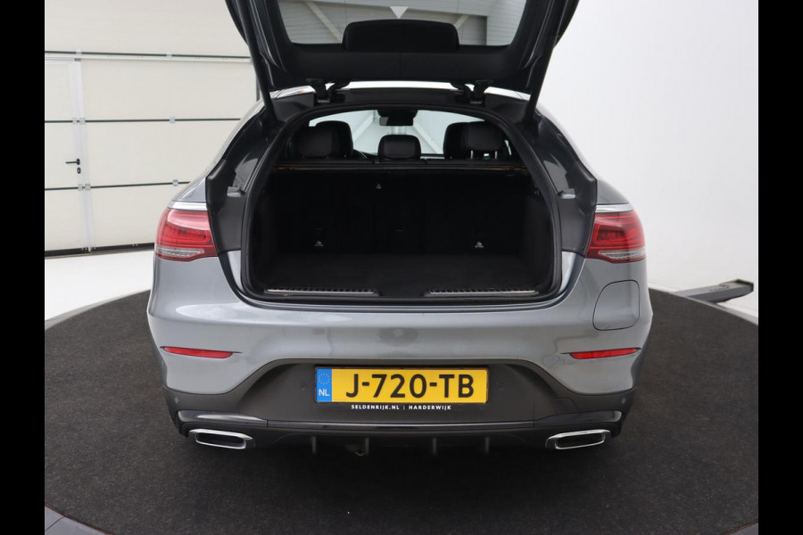 Mercedes-Benz GLC Coupé 300e 4Matic Business Solution AMG | Panoramadak | 360 Camera | Burmester Surround | Stoelverwarming | Trekhaak | Carplay | Matrix LED | Keyless | Leder/Alcantara