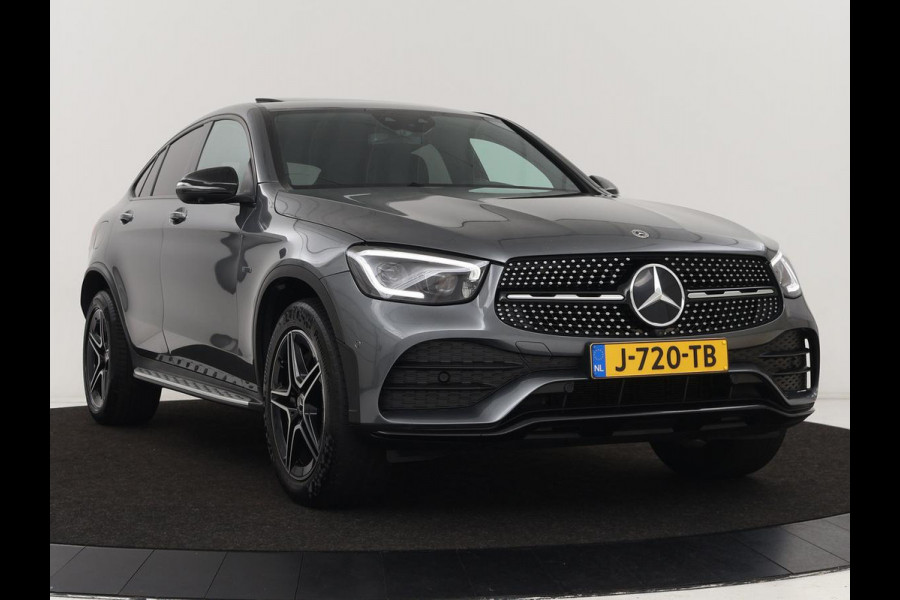 Mercedes-Benz GLC Coupé 300e 4Matic Business Solution AMG | Panoramadak | 360 Camera | Burmester Surround | Stoelverwarming | Trekhaak | Carplay | Matrix LED | Keyless | Leder/Alcantara
