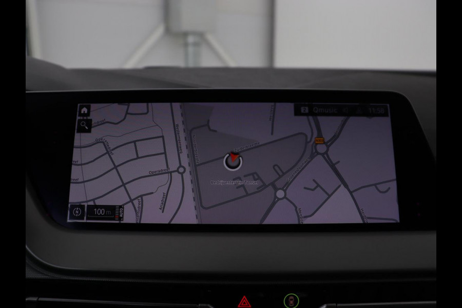 BMW 1-serie 118i Executive Edition | Carplay | Live Cockpit | Navigatie | Full LED | Climate control | Parkeerhulp | Cruise control
