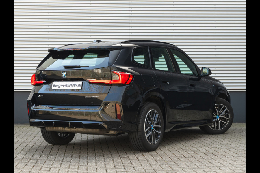 BMW X1 xDrive25e M-Sport - ACC - LED - Camera - Comfort Access - Stoelverwarming