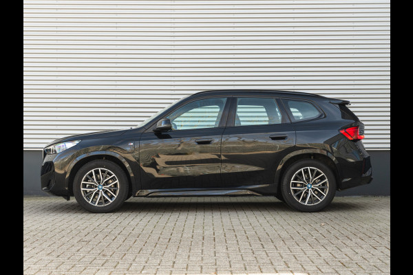 BMW X1 xDrive25e M-Sport - ACC - LED - Camera - Comfort Access - Stoelverwarming