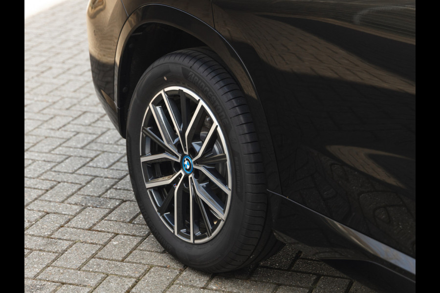 BMW X1 xDrive25e M-Sport - ACC - LED - Camera - Comfort Access - Stoelverwarming