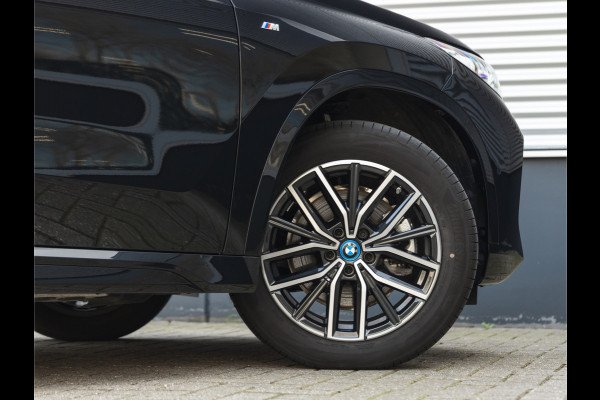 BMW X1 xDrive25e M-Sport - ACC - LED - Camera - Comfort Access - Stoelverwarming